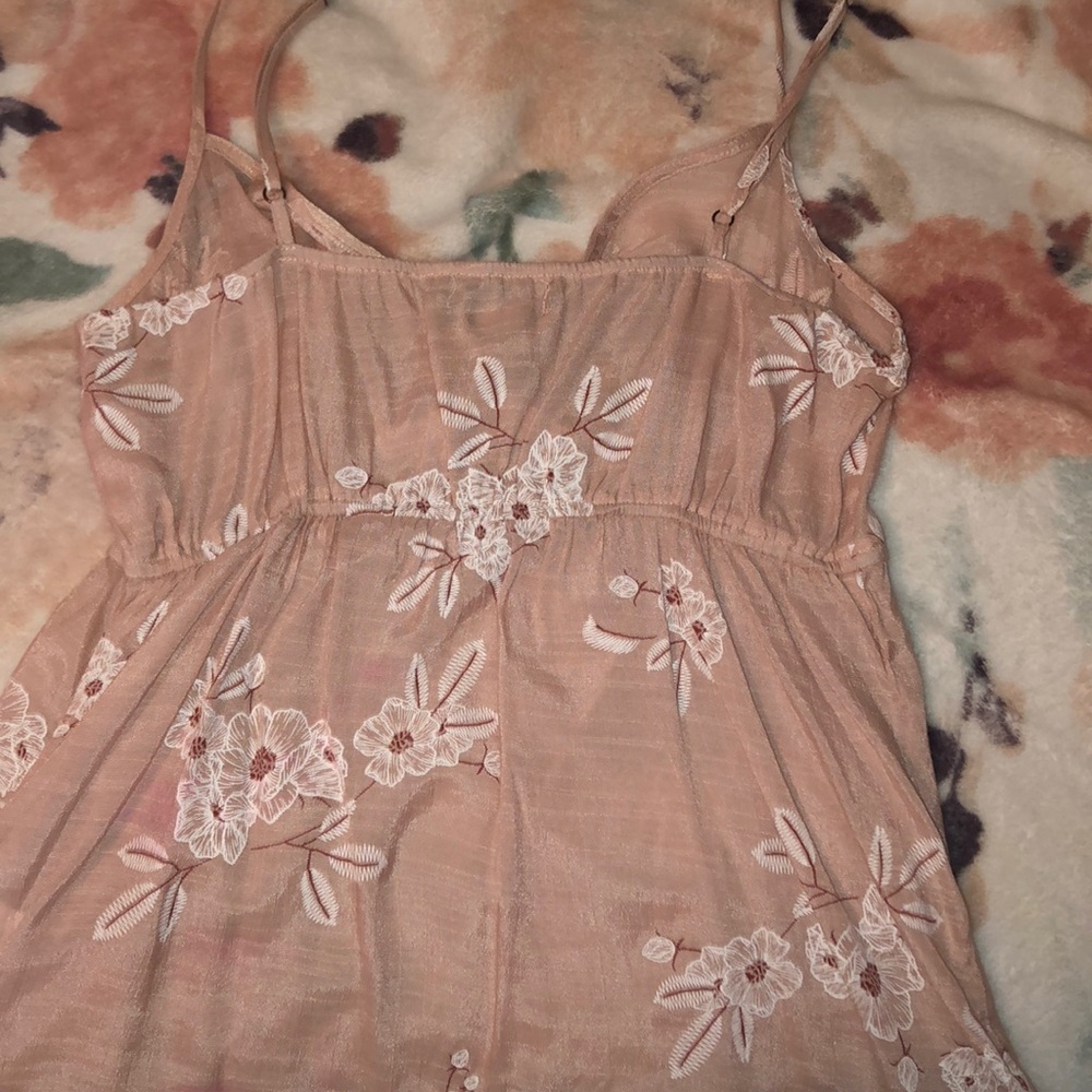 Pink top - Picture 3 of 3